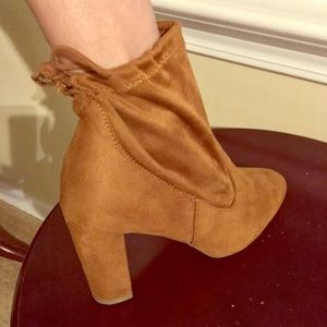 ROUGE BRAND, COGNAC COLOR BOOTS..